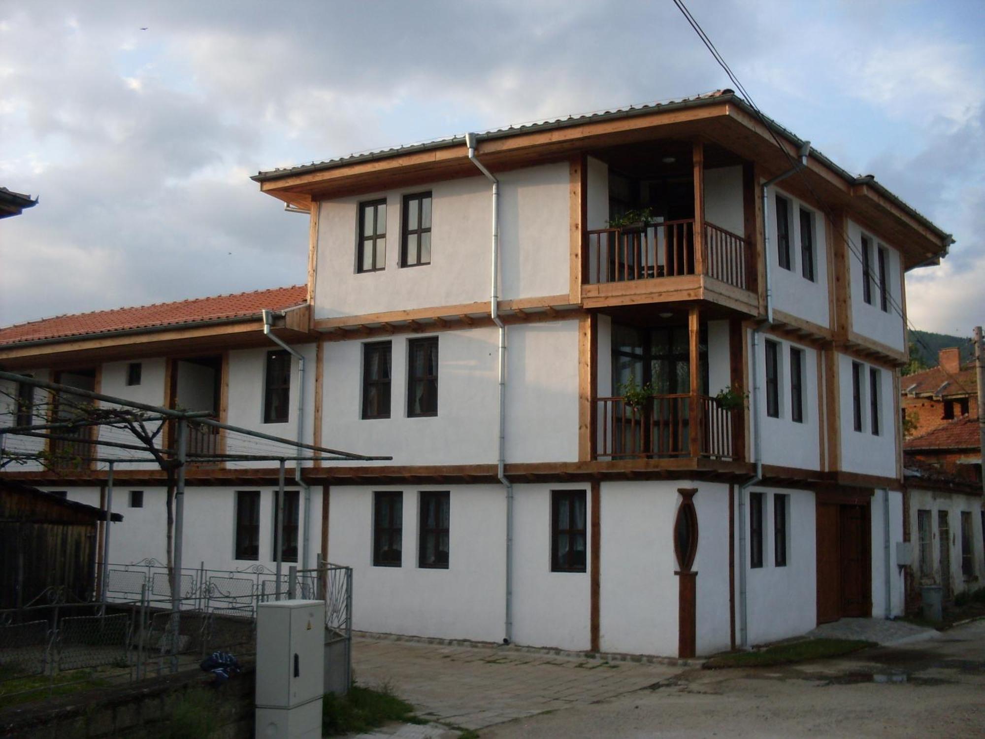 Tsutsovi House Otel Kalofer Dış mekan fotoğraf